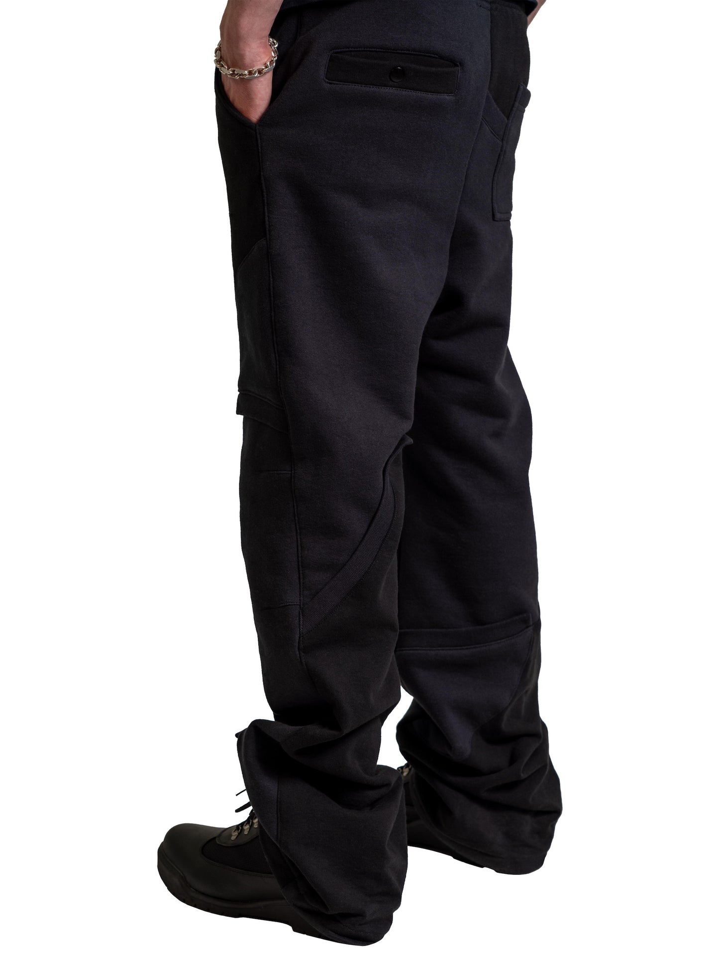 SECTION SPLIT SWEATS