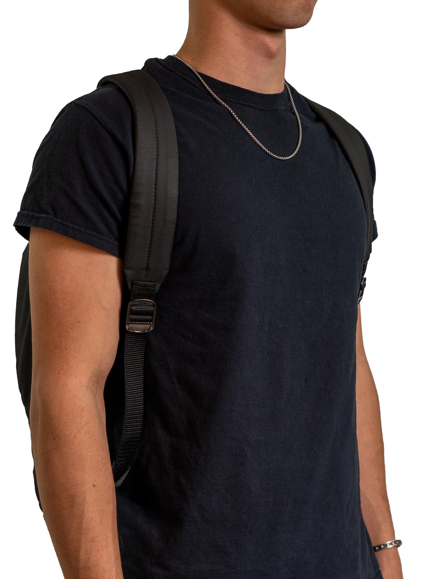 CURVE ZIPPED CARRYALL