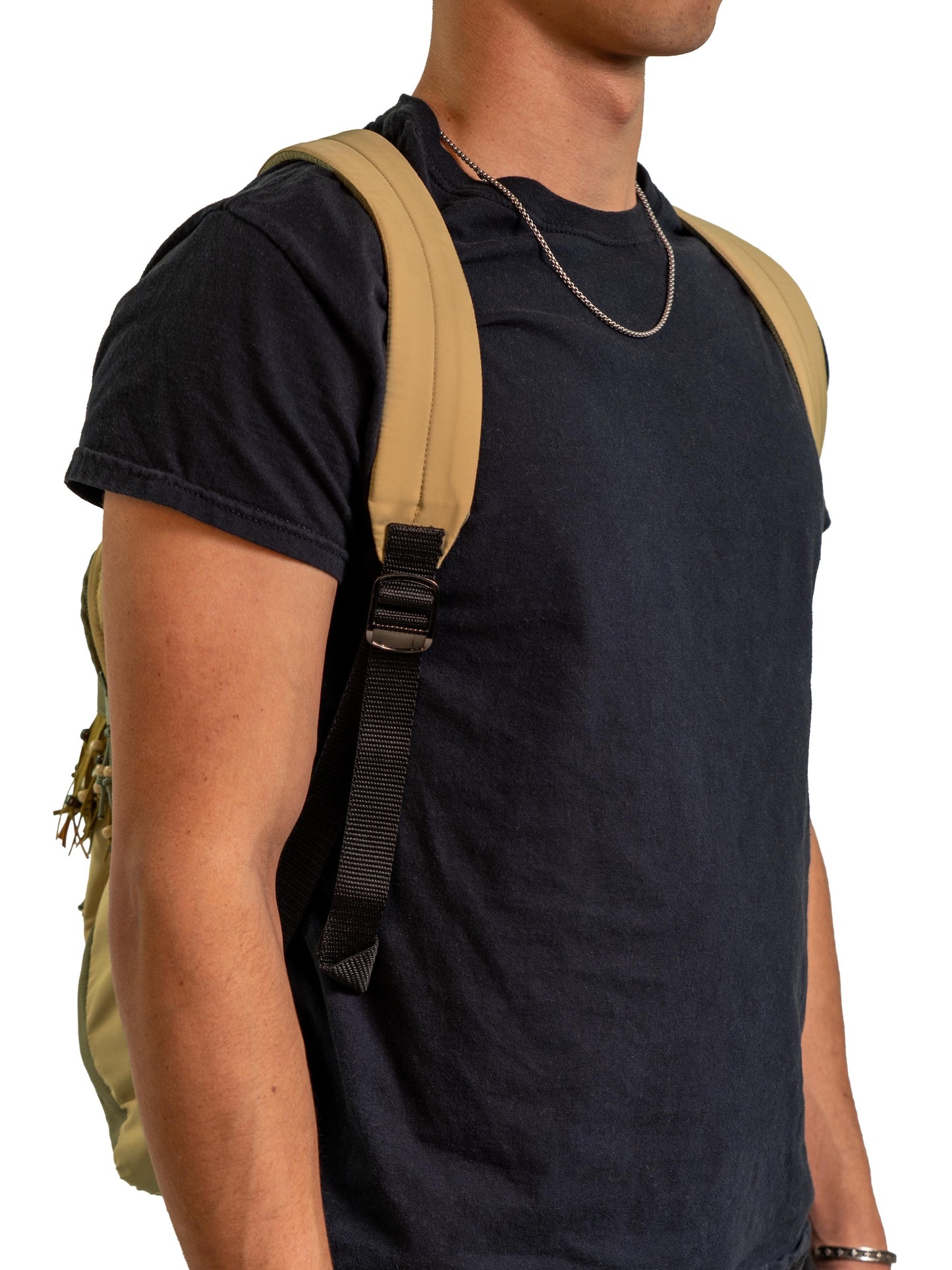 FRINGED CARRYALL